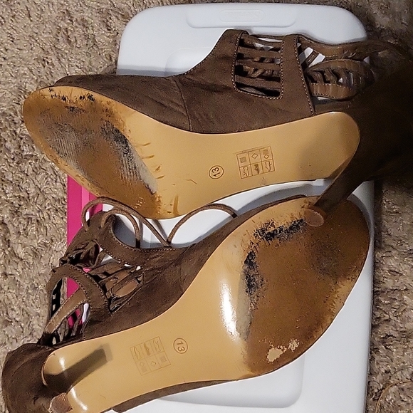 13M Dolce Vita Dark Tan Lace up suede open toe heel - Picture 4 of 12